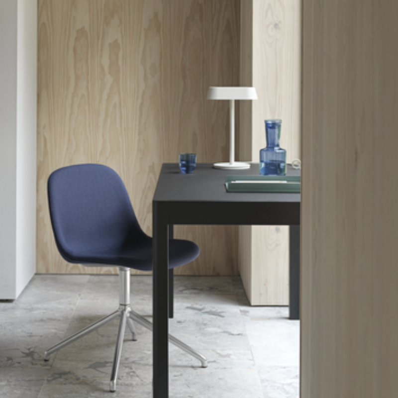 Linear Table Lamp